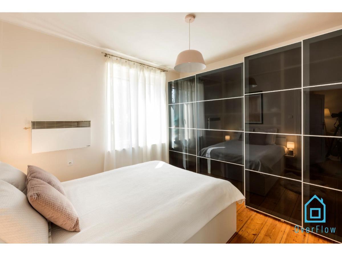 Mirror -15 Minutes To Old Town & Seaside Privat overnatting